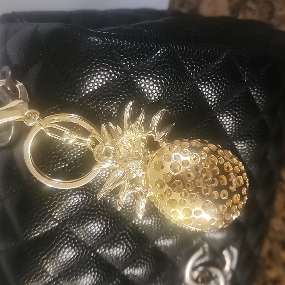 Pineapple Crystal,Gold Tone Handbag Purse Charm,Key Chain,Zipper Pull - Picture 5 of 5